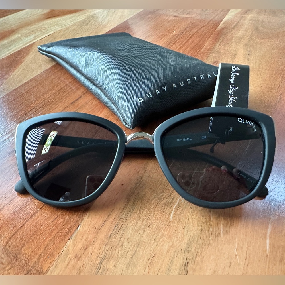 SALE!! Quay Australia Matte Black Sunglasses